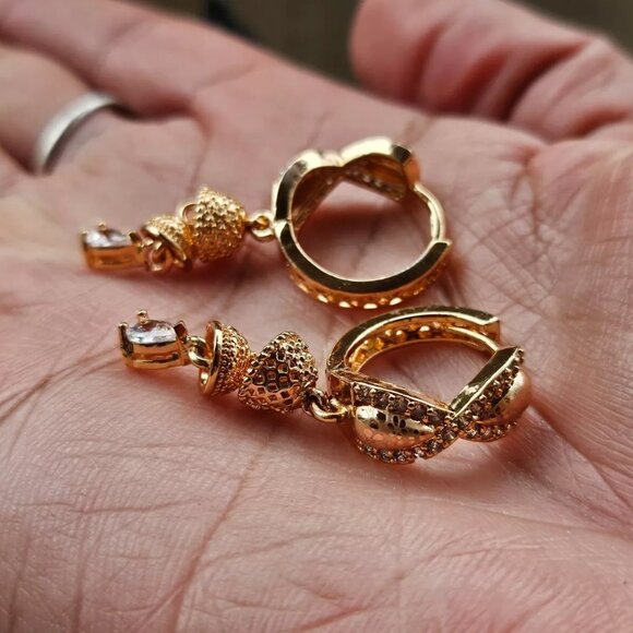 Fashion Earrings Rose Gold Tone Drop Down Jhumka Style ear Jewelry - Picture 6 of 11